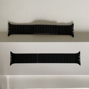 Apple Watch Black Leather Link